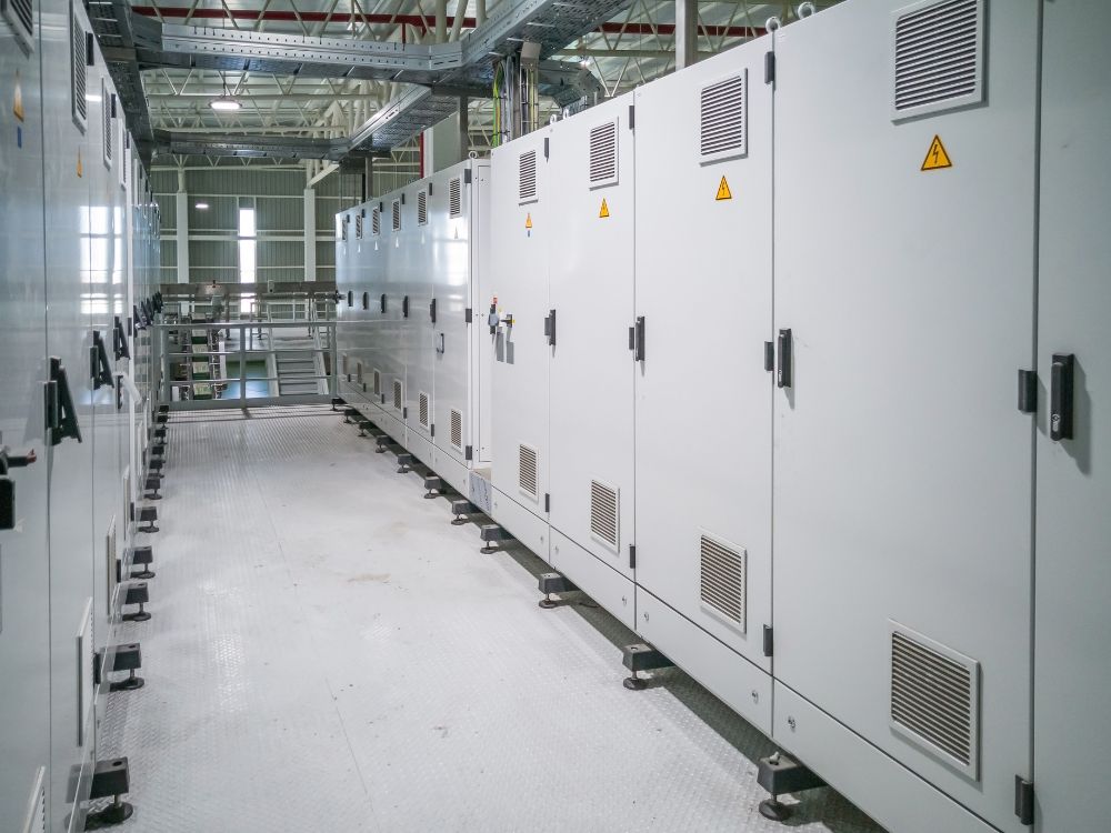 Quy trình lắp tủ điện công nghiệp và gia đình hoàn thiện, đảm bảo an toàn 3 Tủ điện công nghiệp
