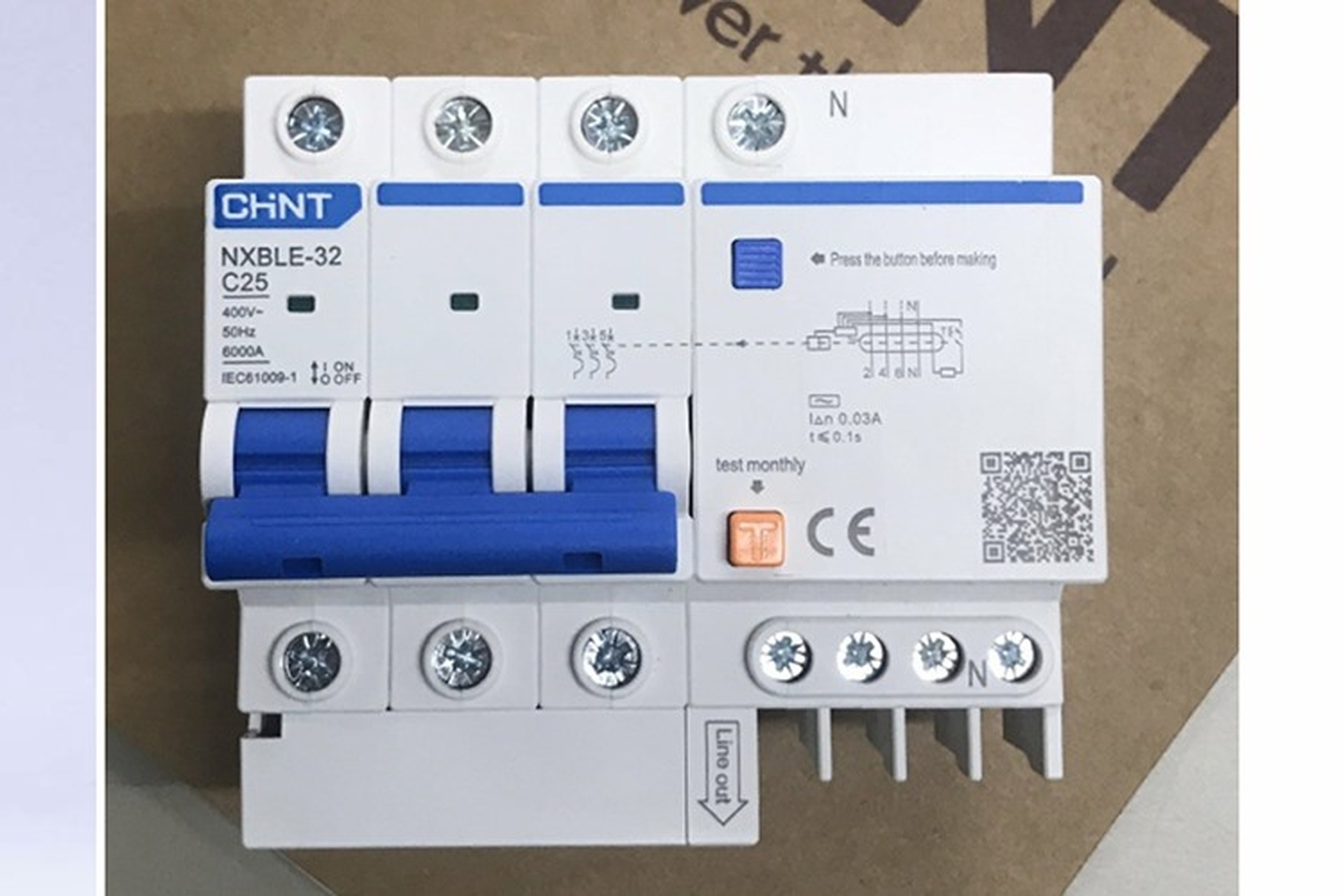 Aptomat là gì? Hiểu rõ và lựa chọn đúng cho hệ thống điện gia đình 2 Aptomat là gì?