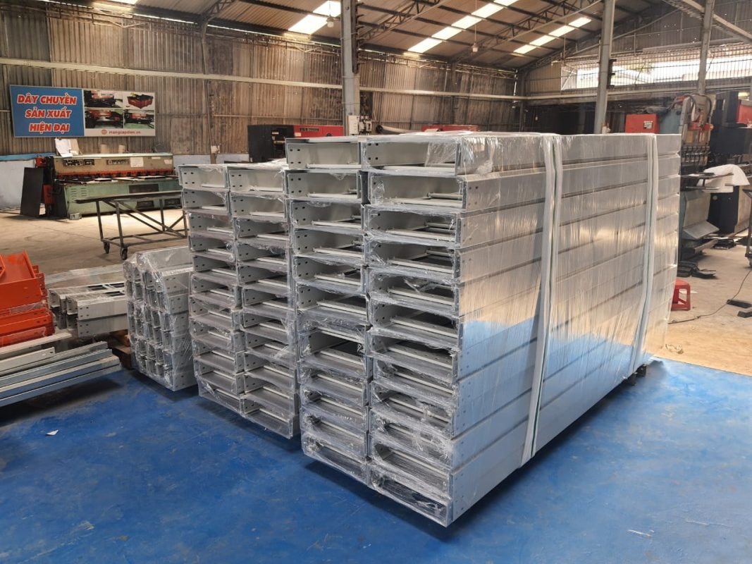 Bảng báo giá thang cáp 300x100
