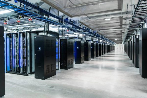 Ảnh: Tủ điện công nghiệp cho thiết bị điện tử viễn thông