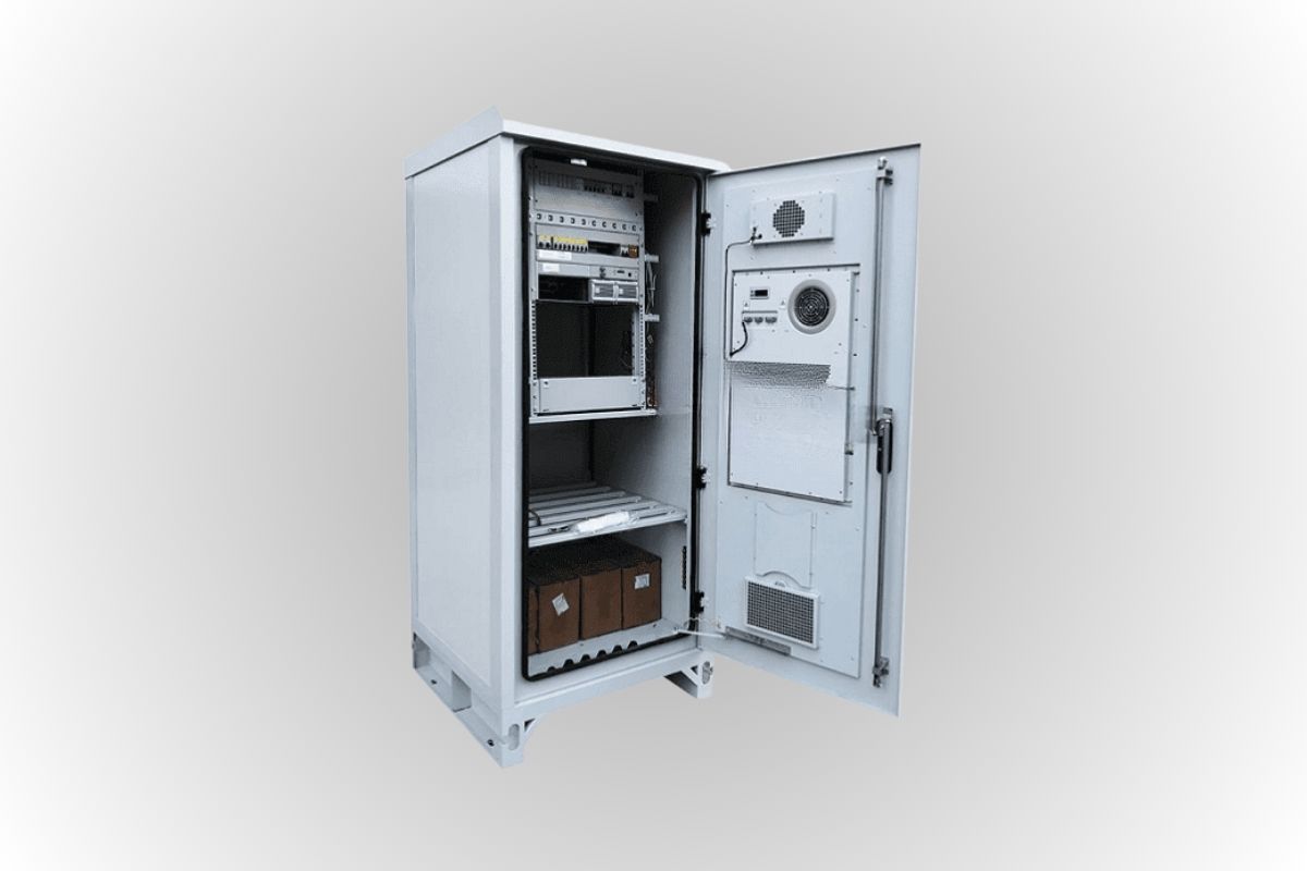 Tủ rack ngoài trời 4 Với thiết kế lắp đặt linh hoạt tiện ích tối đa