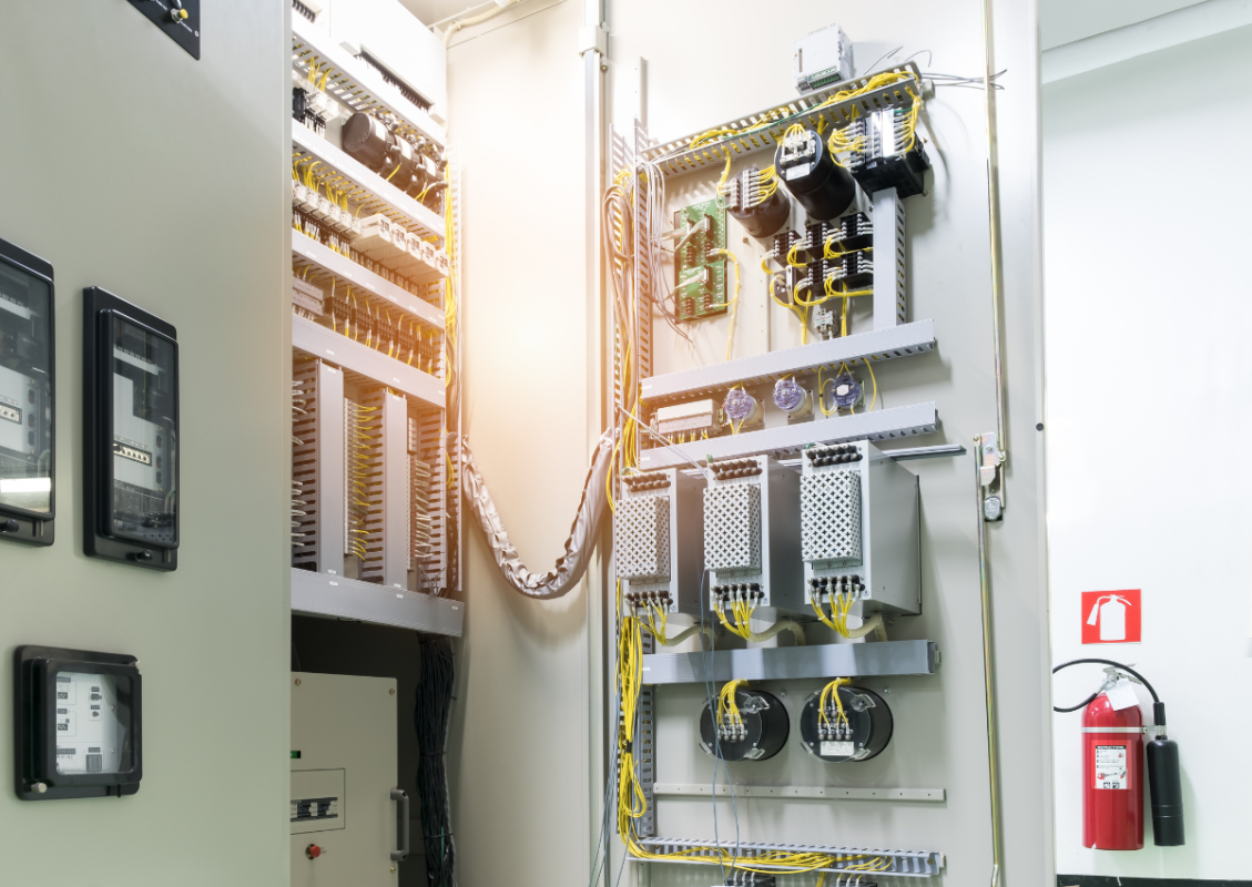 Tủ điều khiển PLC Siemens S7-1200 cho dây chuyền sản xuất