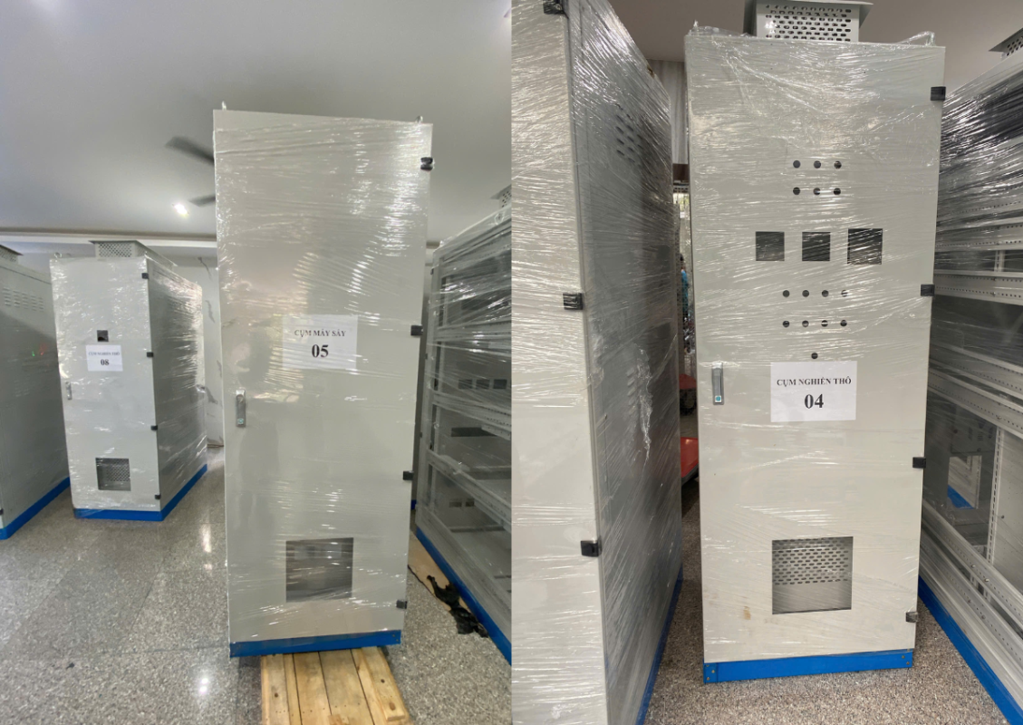 Vỏ tủ điện ngoài trời kích thước 800x600x300 bằng thép không gỉ 2 Vỏ tủ điện