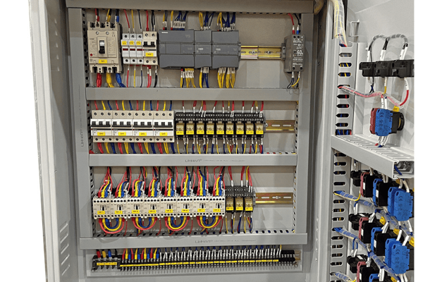 Tủ điện PLC điều khiển lập trình