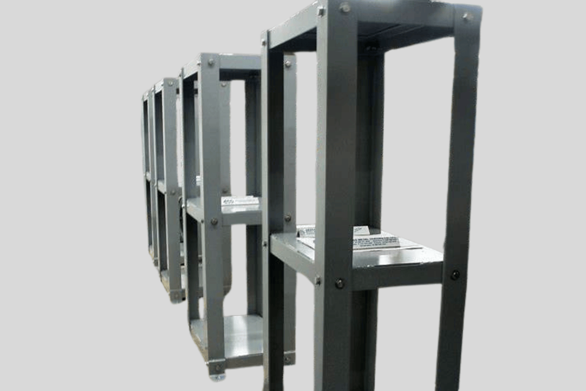 Tủ khung đỡ máy biến áp nhỏ trong nhà – Giải pháp an toàn và gọn gàng cho hệ thống điện 4 Tủ khung đỡ máy biến áp nhỏ trong nhà dạng khung thep