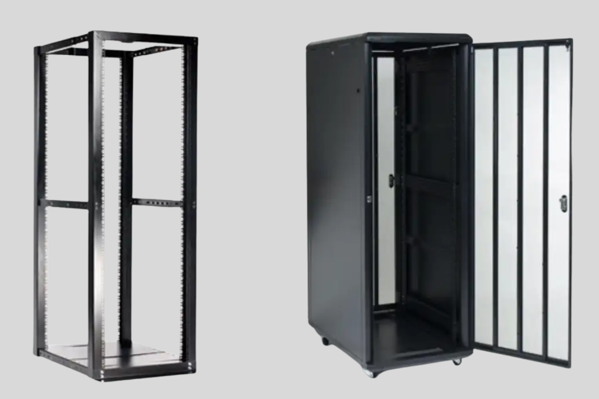 Tủ rack open frame 4 trụ cho phòng lab – tối ưu không gian và quản lý thiết bị 3 Ưu điểm nổi bật của tủ rack open frame 4 trụ so với tủ kín