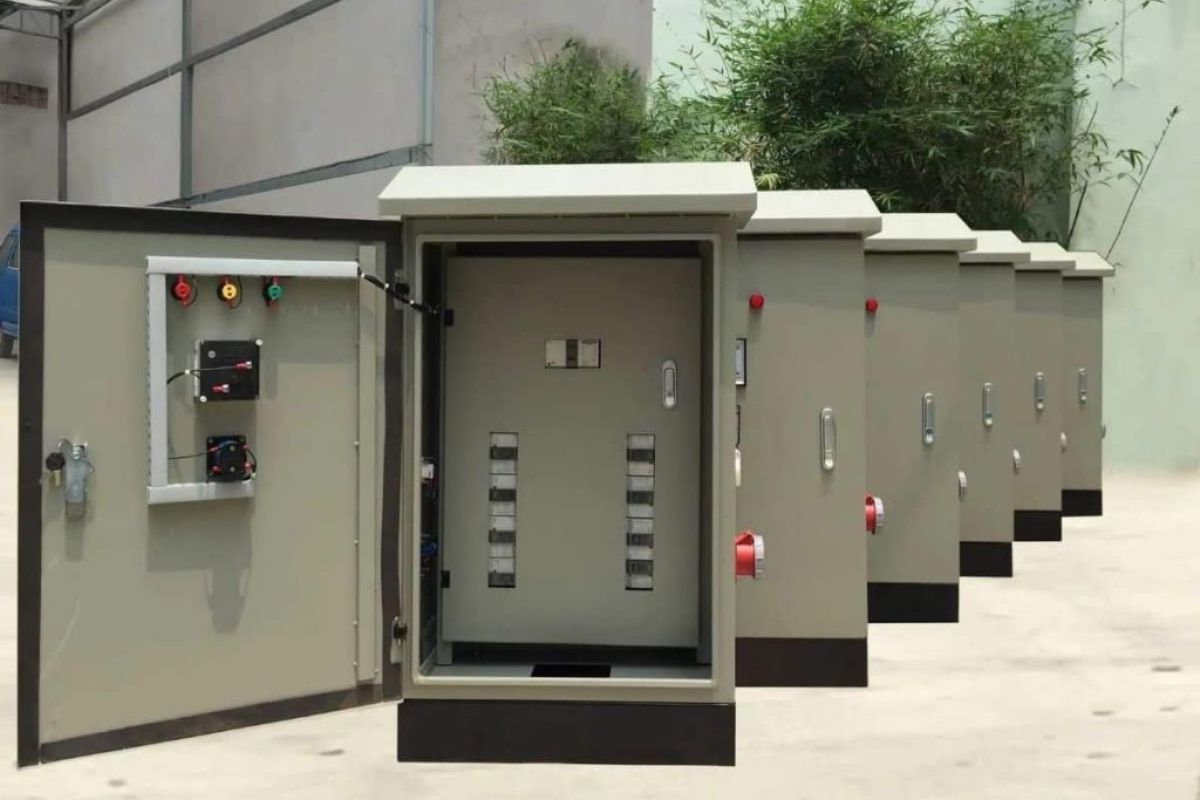Các yếu tố ảnh hưởng vỏ tủ điện ngoài trời