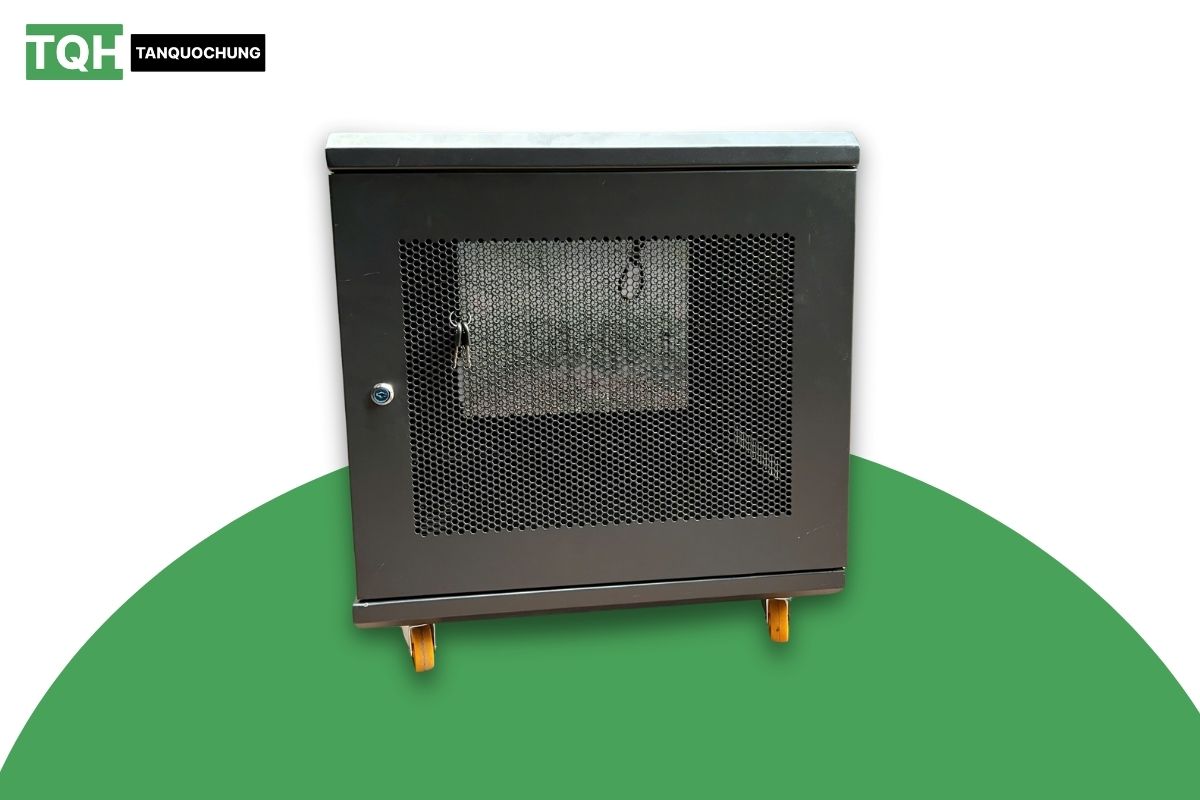 Tủ rack 10U phù hợp cho phòng kỹ thuật nhỏ 2 Tủ rack 10U phù hợp cho phòng kỹ thuật nhỏ