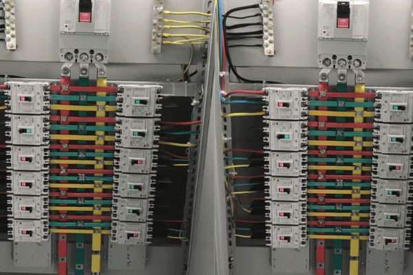 Lắp đặt tủ điện công nghiệp