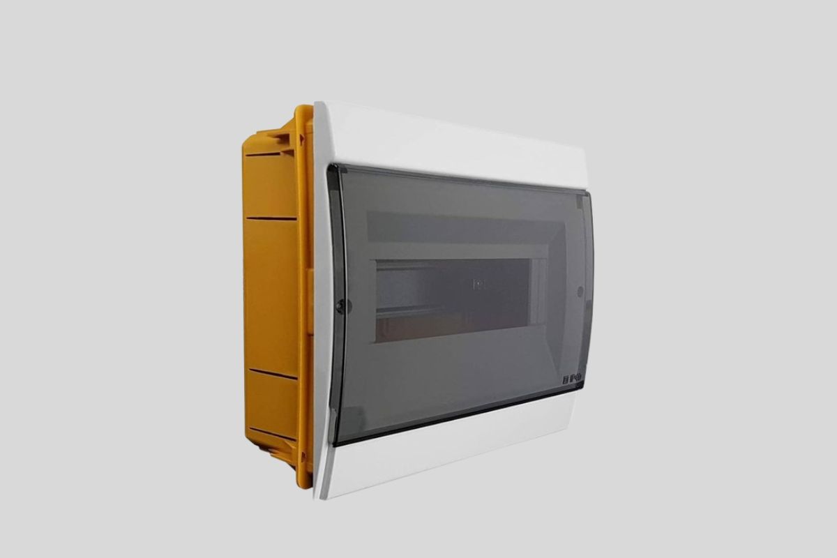 hộp cb âm tường giúp hệ thống điện trở nên thẩm mỹ, gọng gàng,