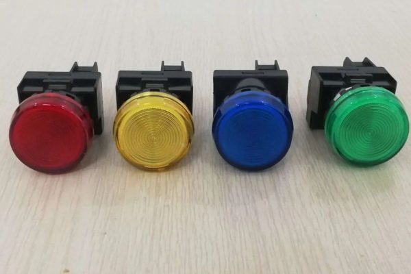 Đèn báo tủ điện là thiết bị quan trọng giúp nhận biết nhanh tình trạng hoạt động của hệ thống điện