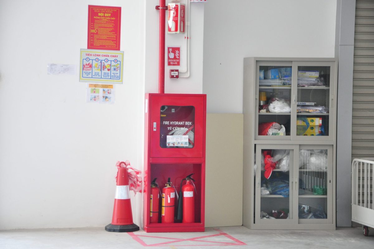 Tủ chữa cháy ngoài trời nên được đặt ở nơi không bị che khuất bởi vật cản