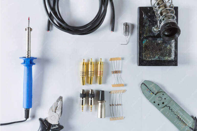 Bộ phụ kiện máng cáp gồm co ngang, co lên, co xuống, tê, giảm, bản nối và giá treo ( thang máng cáp ) 