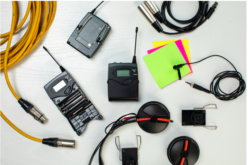 Hình minh họa từng loại phụ kiện máng cáp và vị trí sử dụng trên một tuyến hệ thang máng cáp