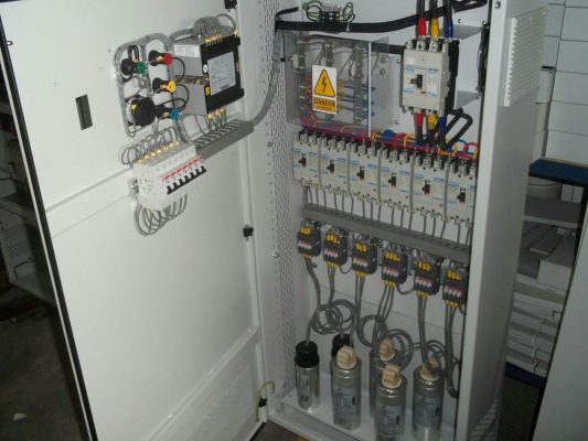 Thiết bị điện là gì Phân loại, ứng dụng và cách lựa chọn đúng cho công trình